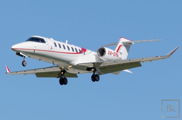 Bombardier  Learjet 75